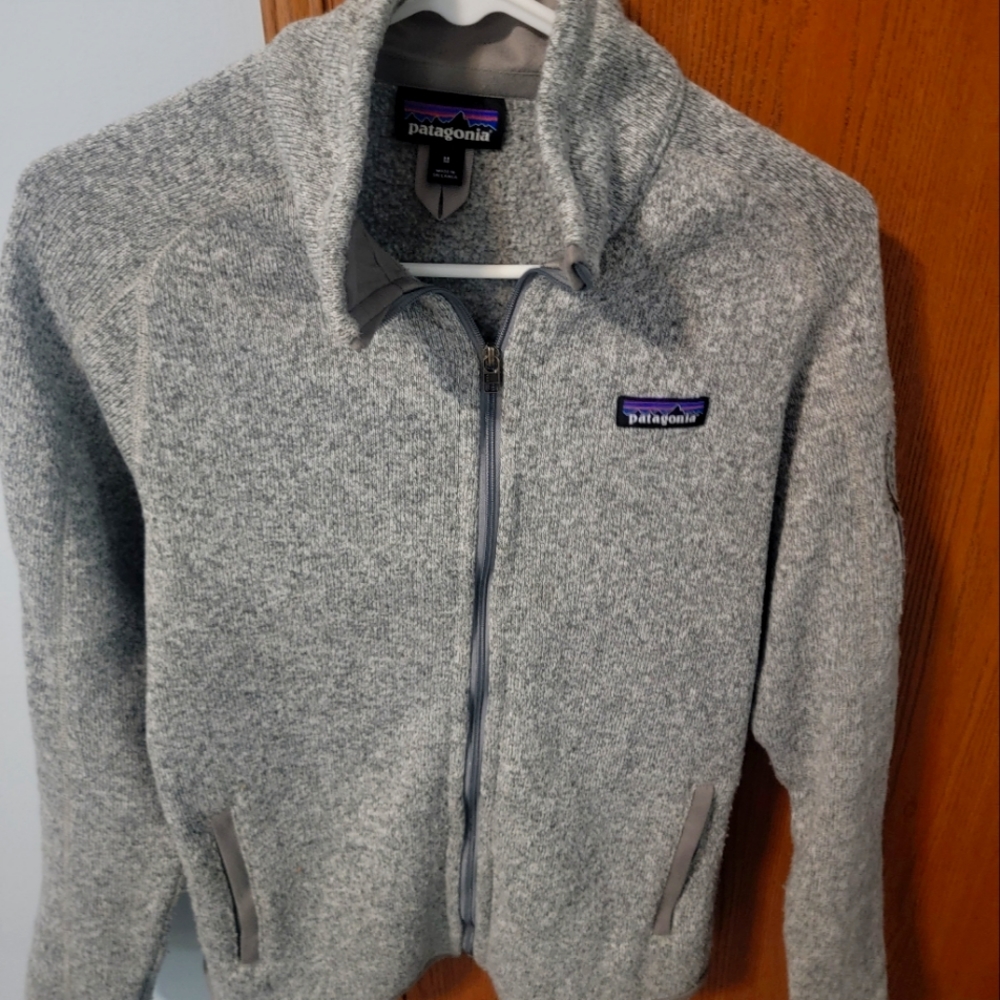 Women's Patagonia jacket.